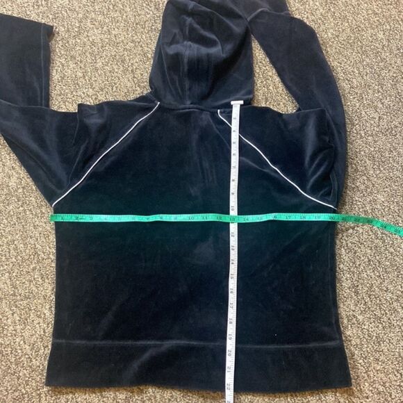 GD Velvet Women’s Sweater Size Approximately S M - Picture 4 of 4